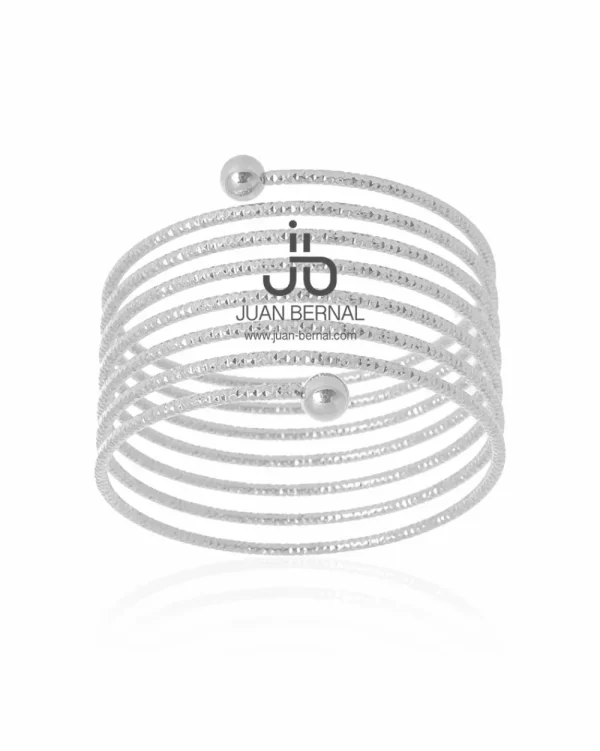 Juan Bernal Brazaletes^Brazalete Pirol pateado