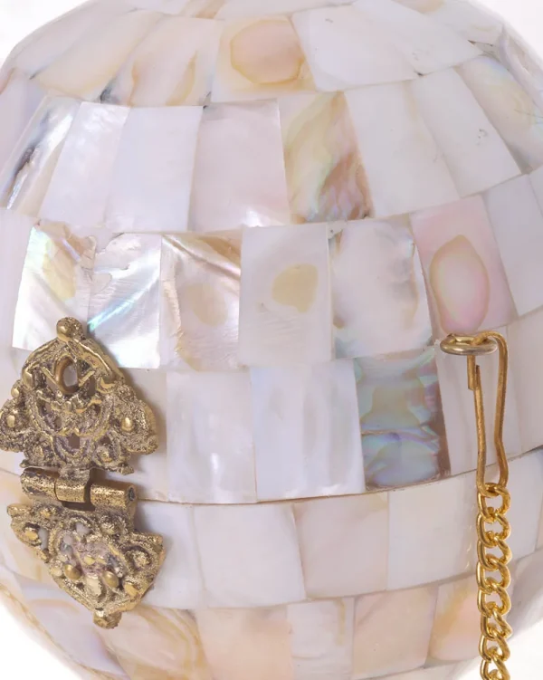 Juan Bernal Clutch^Clutch Esfera