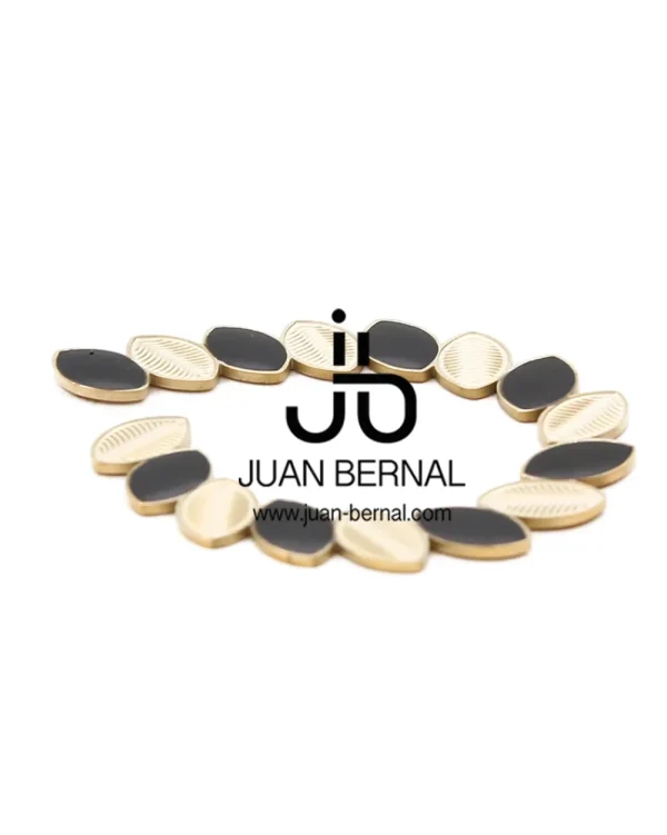 Juan Bernal Pendientes^Pendientes Zoe negro